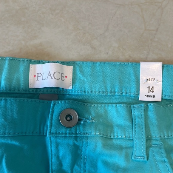 Sz14 Children’s place shorts - Picture 3 of 3